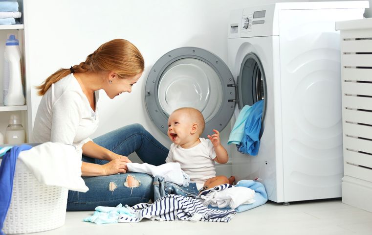 Zakup pojemnej pralki przy dużej rodzinie to oszczędność czasu i pieniędzy
