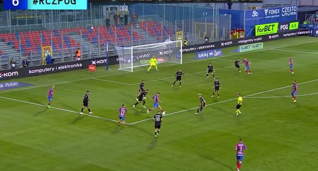 PZPN i Ekstraklasa zmienia zasady poboru opłat od bukmacherów. Interweniował UOKiK