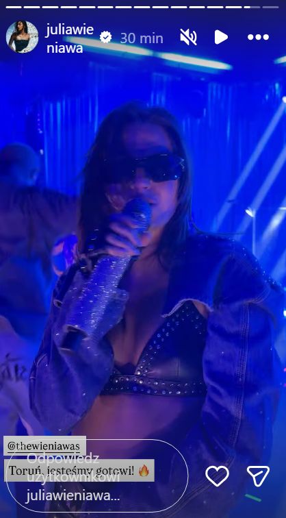 Julia Wieniawa na scenie