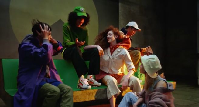 „Zawsze do przodu, zawsze w Twoim stylu” - eObuwie reklamuje kolekcję na jesień i zimę (wideo)