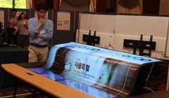 LG: 77-calowy, przezroczysty i elastyczny wyświetlacz OLED