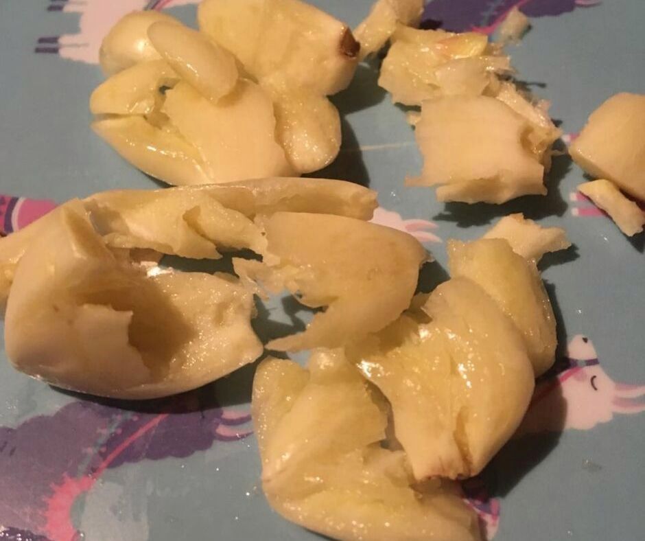 Czosnek uważany jest za naturalny antybiotyk