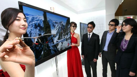 LG LW5700 z pasywnymi okularami 3D wchodzi na rynek 1