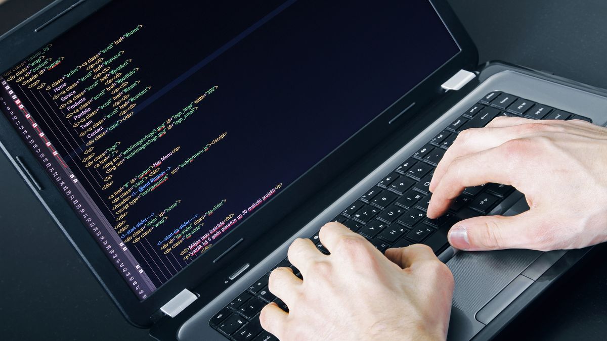 Na rynku wciąż brakuje specjalistów IT (depositphotos)