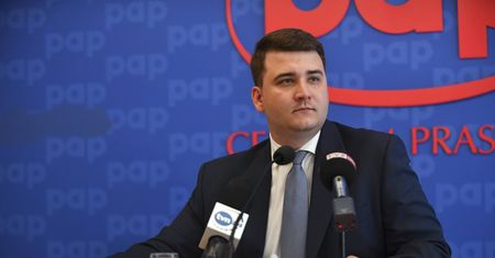 Bartłomiej Misiewicz u wojewody. "Wyborcza" ujawnia kulisy śledztwa