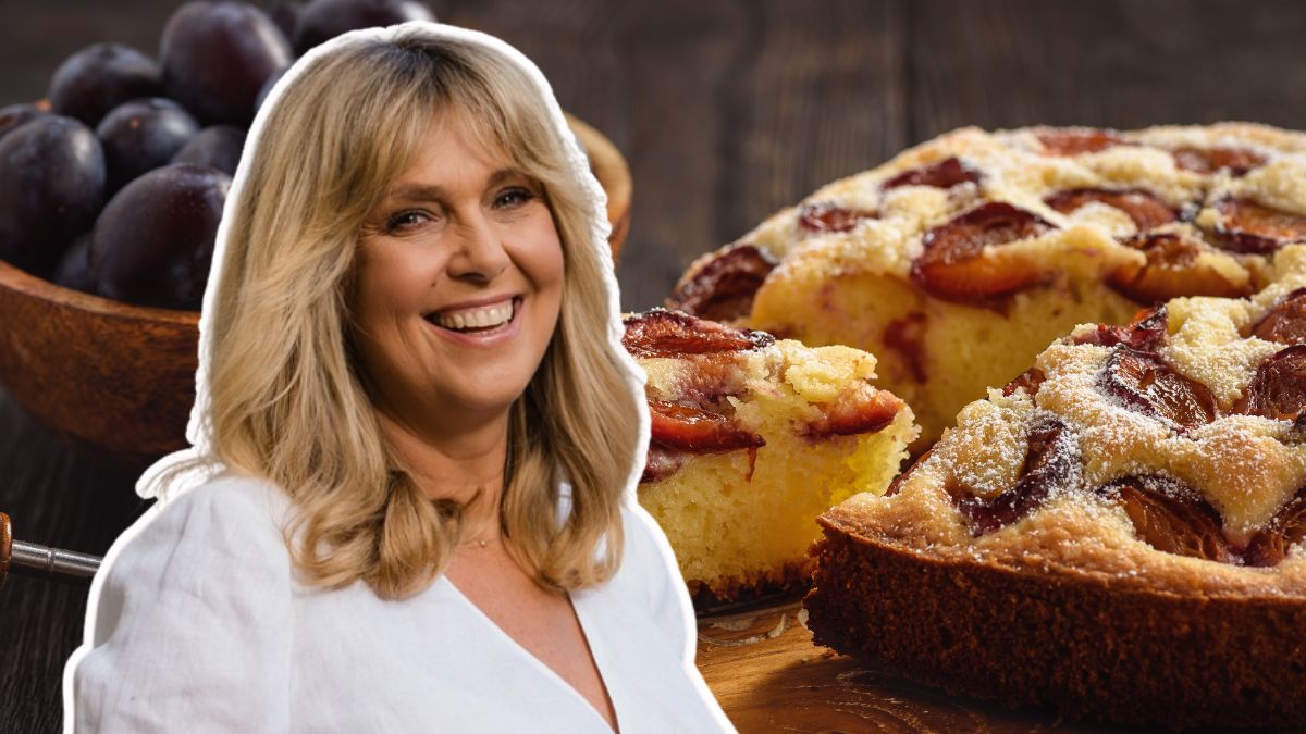 Ewa Wachowicz do ciasta ze śliwkami dodaje chrupiący składnik