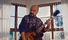 Anna Mucha i Arkadiusz Jakubik reklamują Play na Boże Narodzenie