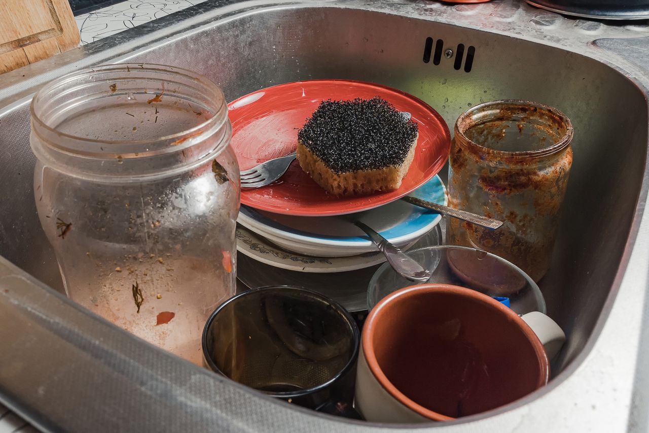 Brudne słoiki wyrzucamy do ogólnych czy szkła? Wyjaśniamy