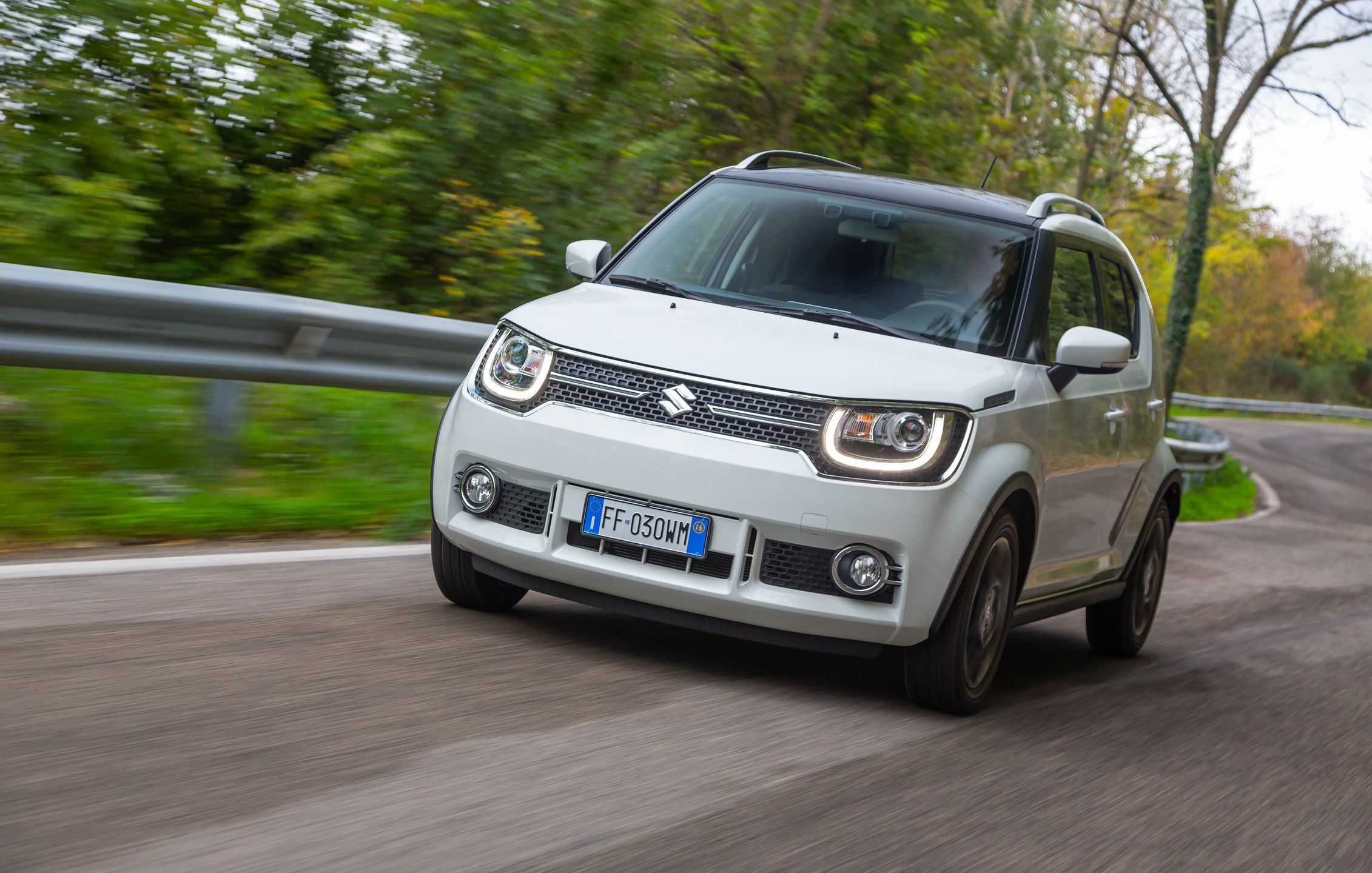 Suzuki Ignis 1