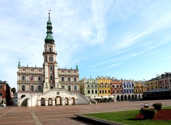 Zamość: Zakończono remont zabytkowych schodów prowadzących do Ratusza