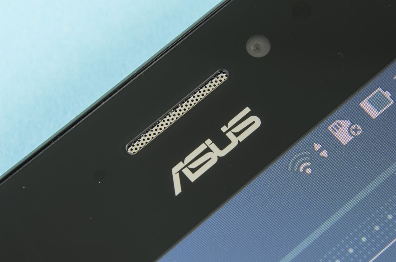 ASUS ZenFone 6 na pierwszym wideo. Oto smartfon z przesuniętym wycięciem na ekranie