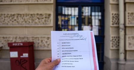 Wybory 2020. Są zawiadomienia do prokuratury ws. gmin, które przekazały dane wyborców Poczcie Polskiej