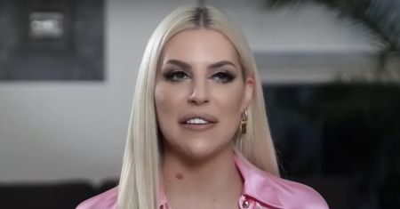 Julia von Stein prezentuje efekty operacji plastycznej nosa: "Jest idealny" (FOTO)