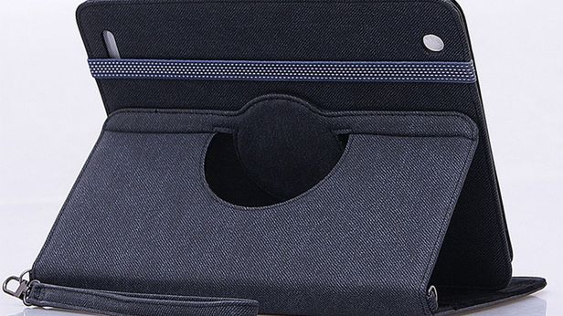 KL TRADE prezentuje eleganckie etui z funkcją podstawki na iPada 1