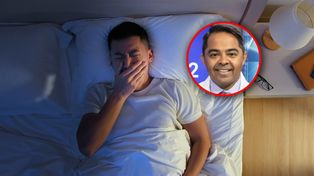 Kardiolog mówi, czego nigdy nie robi po 19:00. "Podkręca hormony stresu"