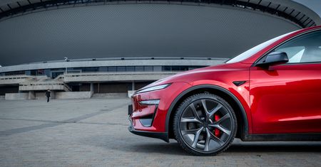 Elektryk najpopularniejszym autem w Europie. Wygrał nawet z Dacią