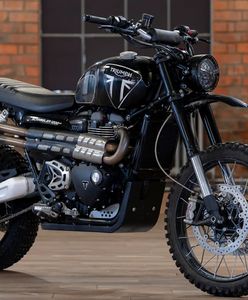 Triumph scrambler Jamesa Bonda sprzedany na aukcji. Dochód trafi do potrzebujących