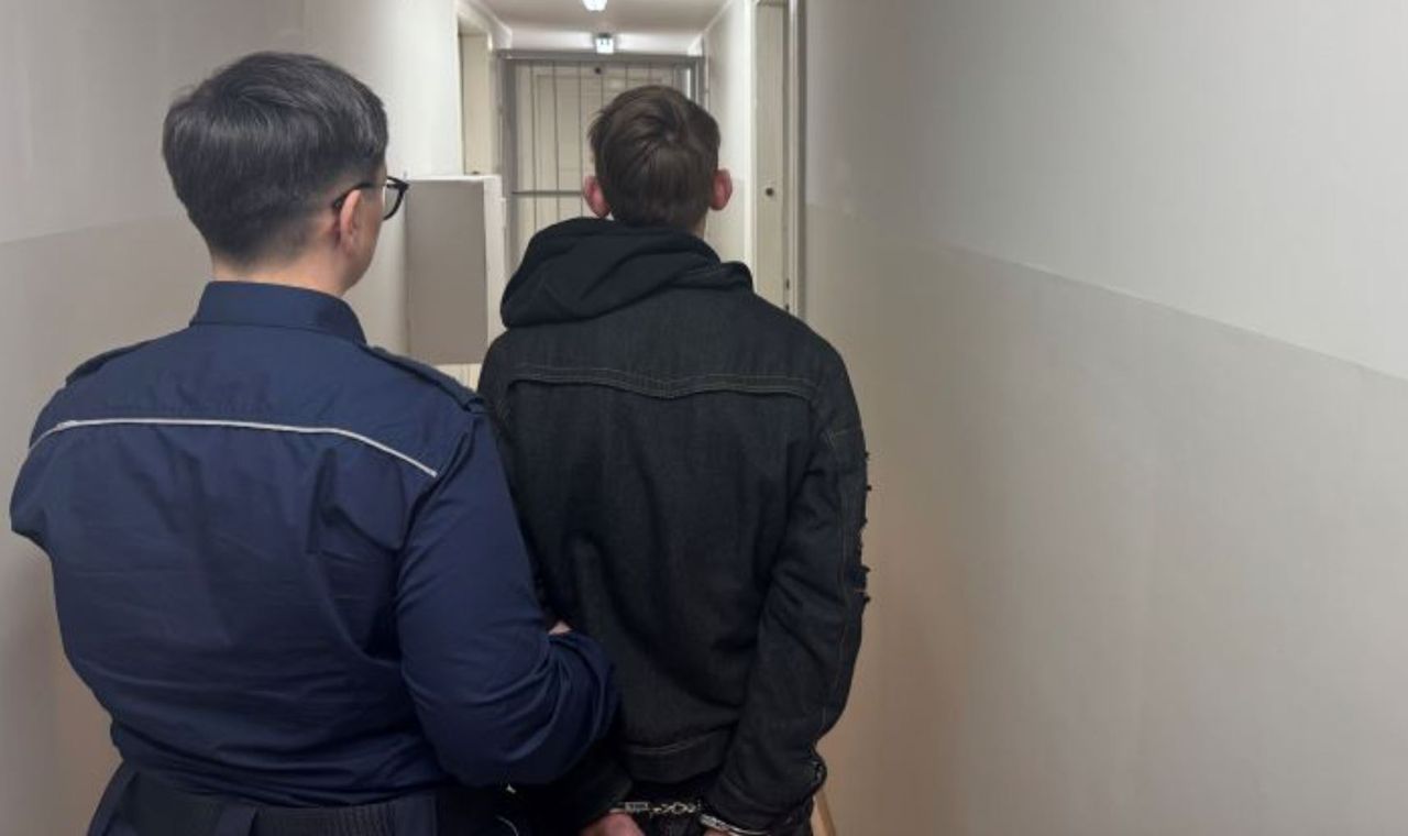 Sztum: Nastolatek okradł przechodnia w biały dzień
