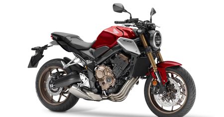 Najpopularniejsza marka w Polsce. Honda sprzedała 30 000 motocykli i skuterów