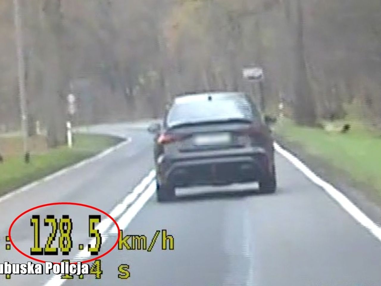 Ługi: Pędził prawie 130 km/h w terenie zabudowanym. Stracił prawo jazdy