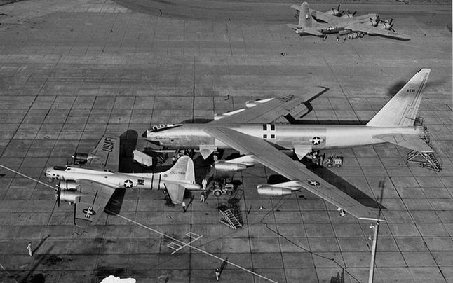 B-52 i B-17
