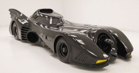 Kup sobie batmobil. Kultowy pojazd z filmów Burtona właśnie trafił na aukcję