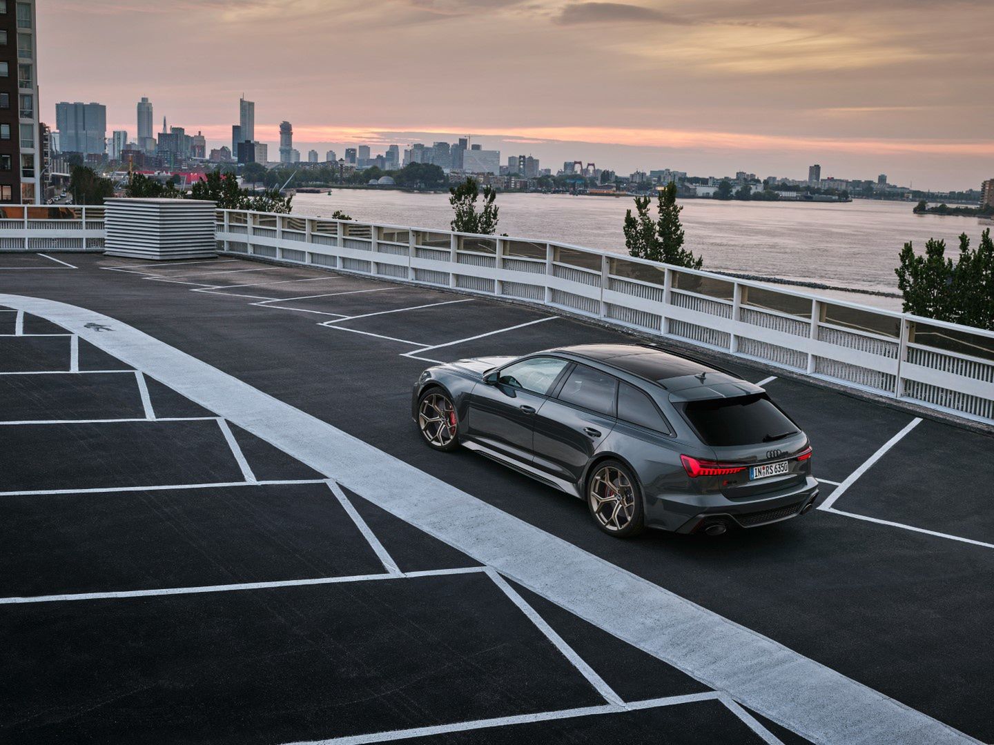Audi A6 Avant Performance