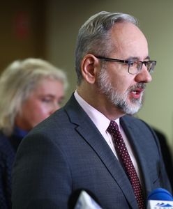 Groził Niedzielskiemu, na pendrivie miał adresy innych polityków. Prawdziwe