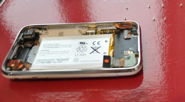 [iPhone 4S] One more thing... nothing? 4