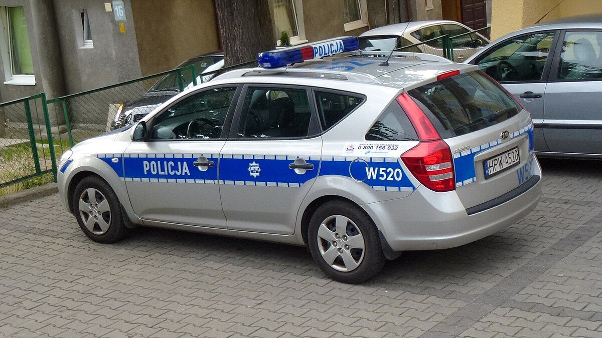 Numer na radiowozie. Można z niego odczytać więcej niż myślisz