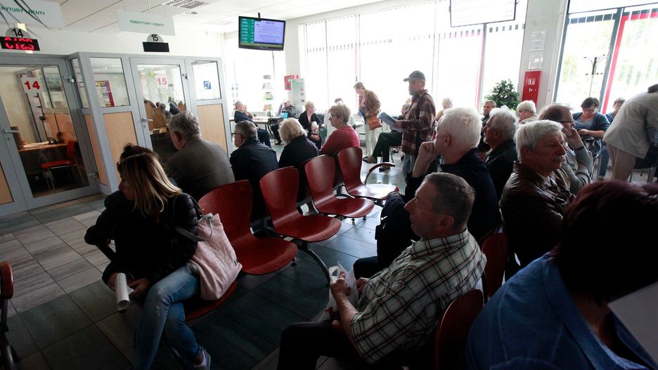 Takie będą czternaste emerytury w 2025 roku. Mamy wyliczenia dodatkowych świadczeń dla seniorów. Zobacz, ile dostaniesz najprawdopodobniej we wrześniu.