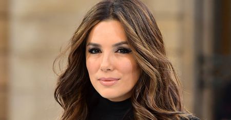 Eva Longoria pokazała się w stroju kąpielowym. Nie przejmuje się nieidealną sylwetką
