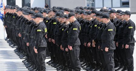 Zakręcony świat policji