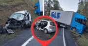 Miastko: Czołowe zderzenie osobówki z ciężarówką na DK21. 20-latek trafił do szpitala