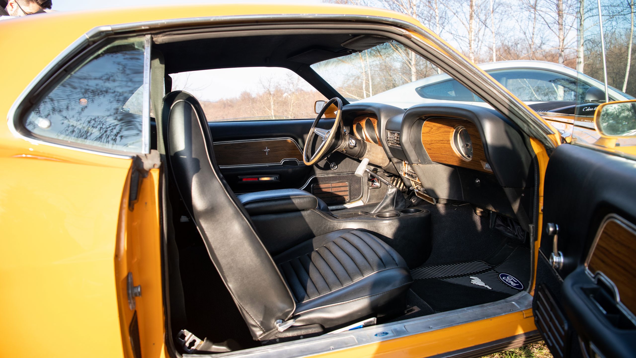 Ford Mustang Mach 1 (2022) vs. Ford Mustang Mach 1 428 Cobra Jet (1970)
