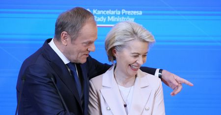 Miliardy dla Polski. Niemcy piszą o "taryfie ulgowej" dla Tuska