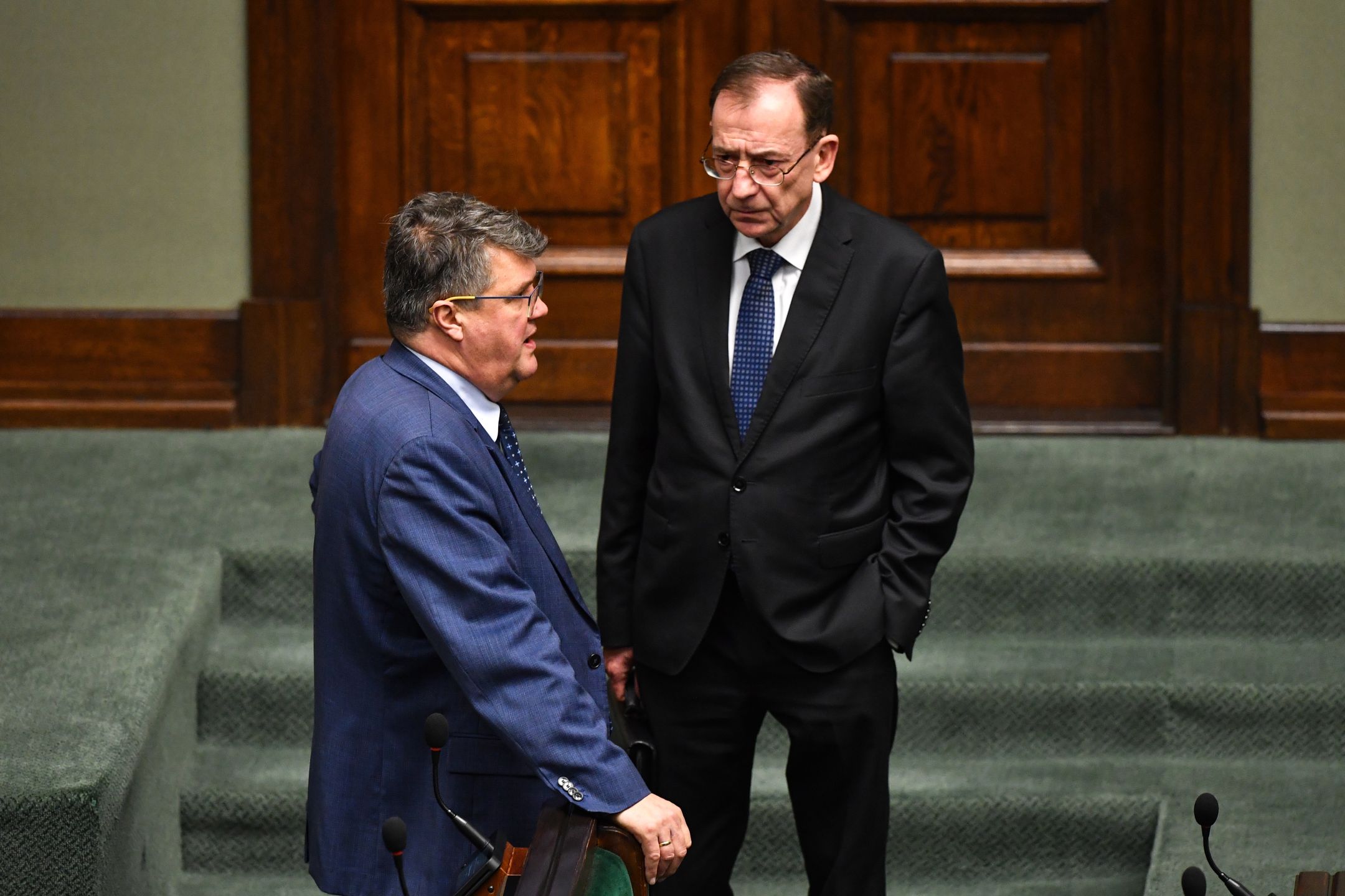 Maciej W�sik, Mariusz Kami�ski
Warszawa, 21.11.2023. Pose� PiS Maciej W�sik (L) i minister spraw wewn�trznych i administracji Mariusz Kami�ski (P) na sali obrad Sejmu w Warszawie, 21 bm. Pos�owie wybior� sk�ady sejmowych komisji m.in. do spraw Unii Europejskiej, etyki oraz do spraw s�u�b specjalnych oraz cz�onk�w Trybuna�u Stanu. (ad) PAP/Piotr Nowak
Piotr Nowak
X kadencja, 10, 10., Dziesi�ta, kadencji, Obrady, polityk polityka, Polityka, pose�, posiedzenie, Posiedzenie Sejmu, pos�owie, sejm, Sejm RP, sejmie, sejmu, X kadencji