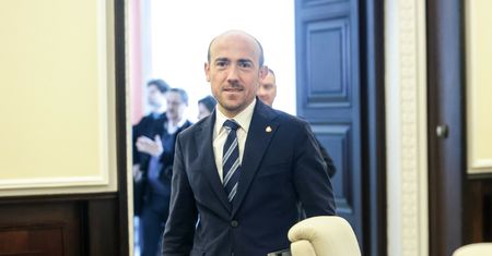 "Daniel Obajtek musi wrócić na ławę oskarżonych". Borys Budka zabrał głos