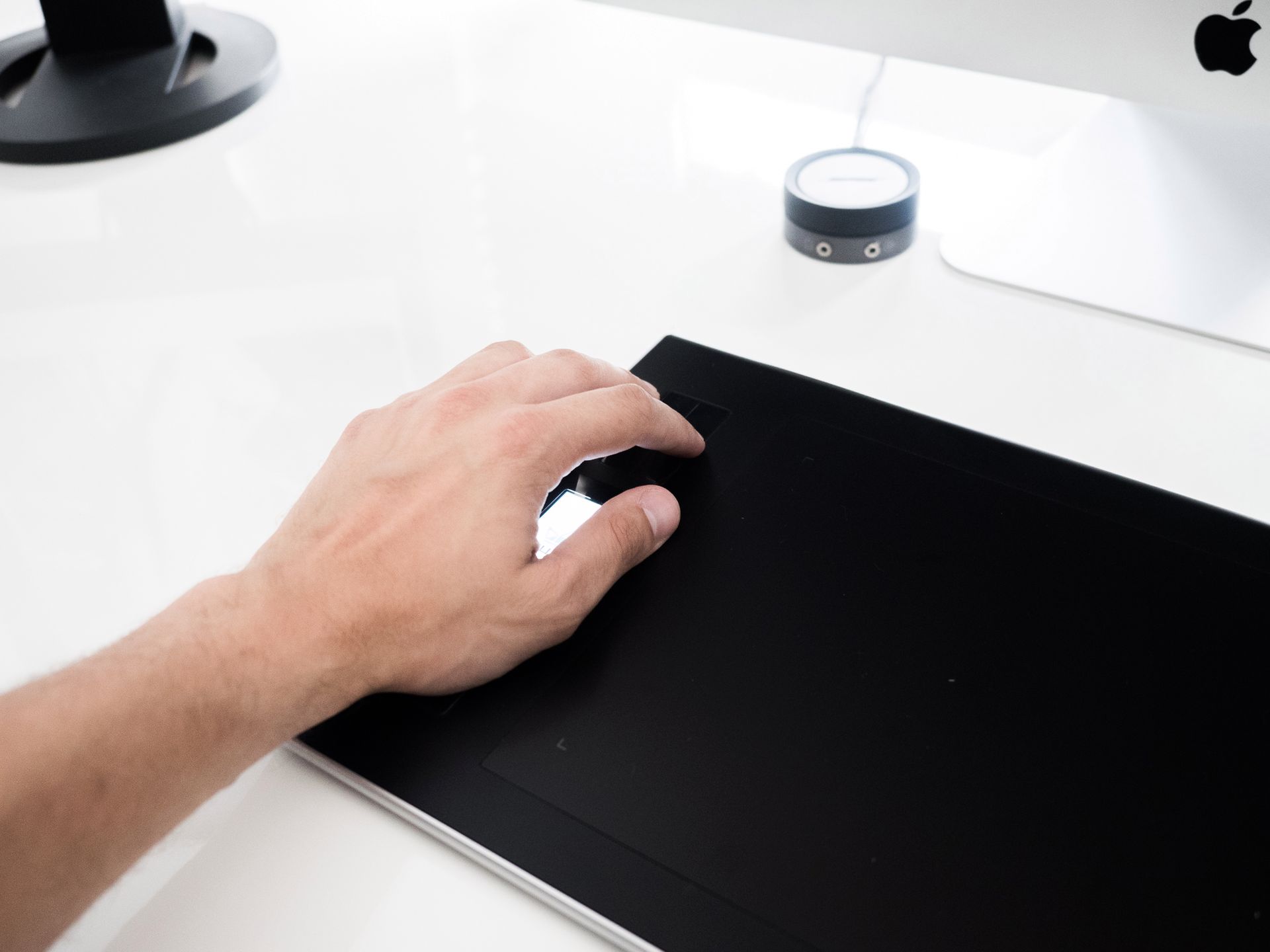Huion DWH69 - nowy gracz na rynku tabletów graficznych [test] 8