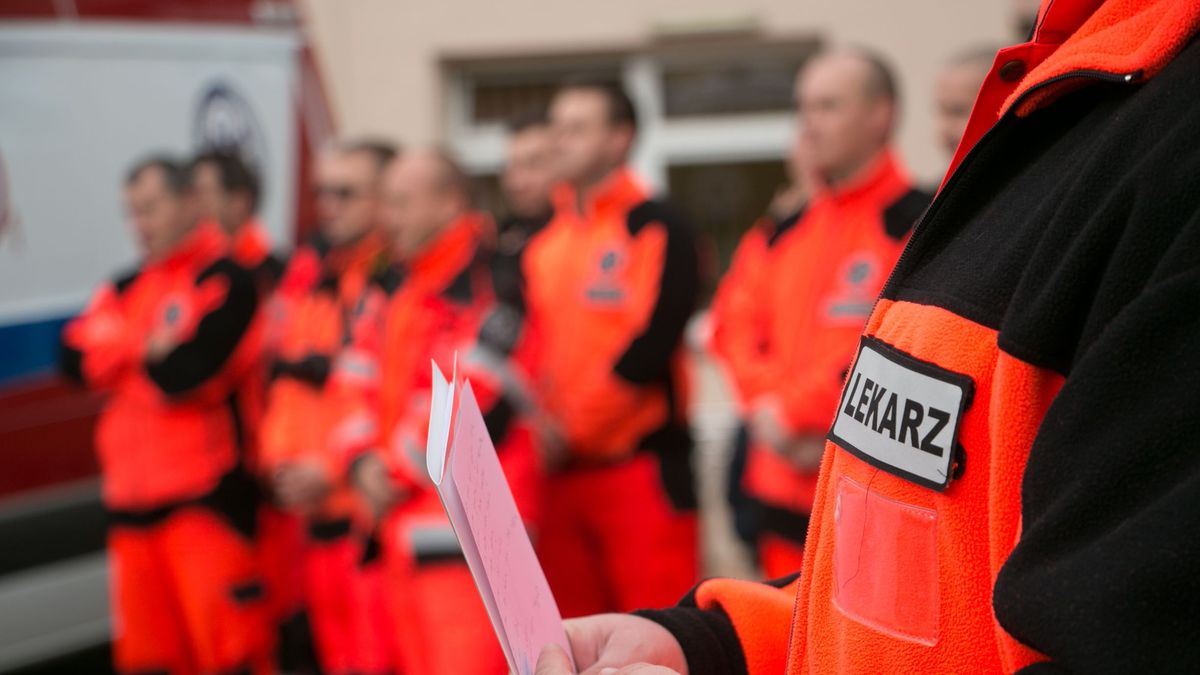 Lekarze masowo występują do izb o dokumenty ułatwiajace wyjazdy