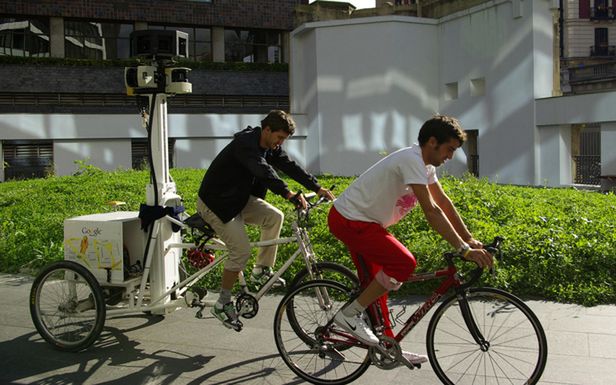 Rower Google Street View w Bilbao (Fot. Flickr/artberri/Lic. CC by)