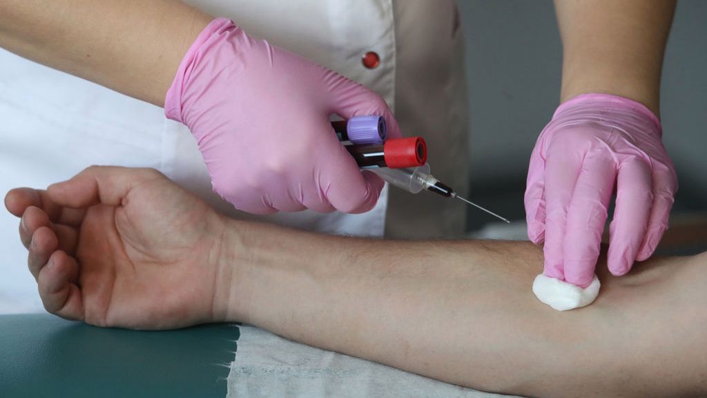 Morfologia krwi pokaże zagrożenie ciężkim przebiegiem COVID-19? O czym informują nas jej parametry?