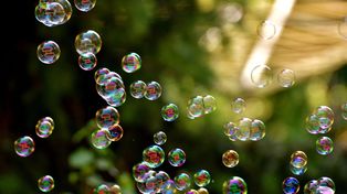 Magiczny Piknik Kolorów i Baniek w Nagłowicach. Będą radość, zabawa i piana party Zobaczcie program