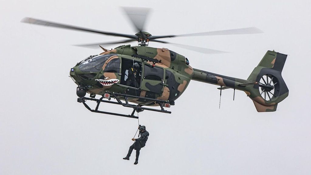 Śmigłowiec H145M może być wyposażony we wciągarkę dla ratownika