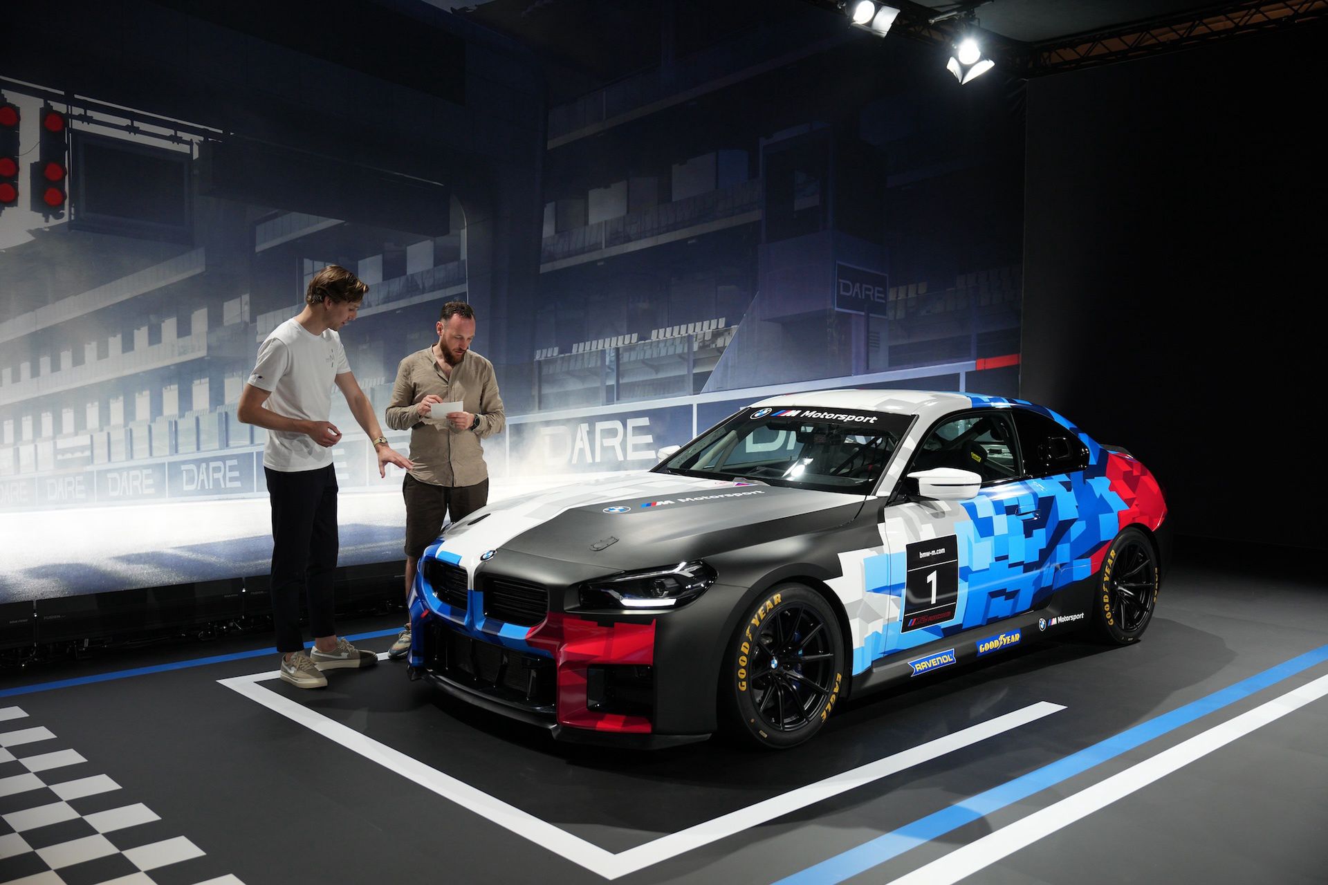 BMW M2 Racing wraz z autorem tekstu