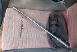 Leszno. Napadli na przechodniów, byli uzbrojeni w pałkę teleskopową