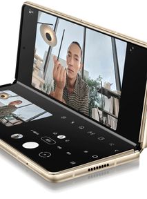 Tego flagowca nie kupisz w Europie! Oto Samsung Galaxy W21 5G za... 11 tys. zł