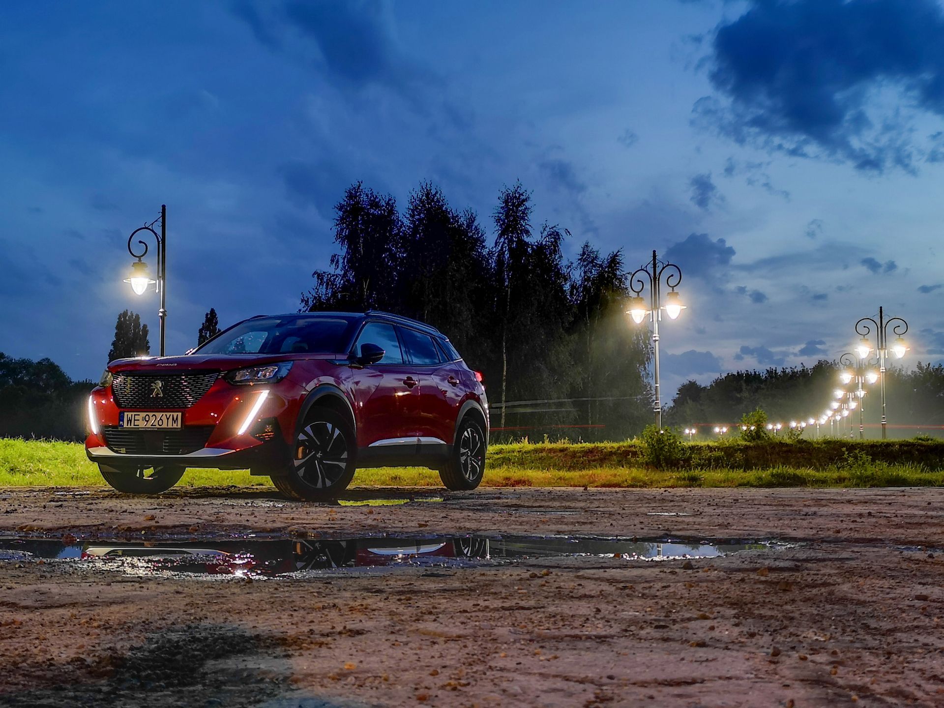 Peugeot 2008: Nawigacja 3D z TomTom Traffic oraz pakiet wsparcia kierowcy 2