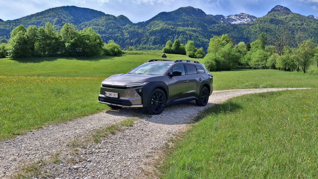 Pierwsza jazda: Toyota bZ4X Touring – ciekawsza opcja
