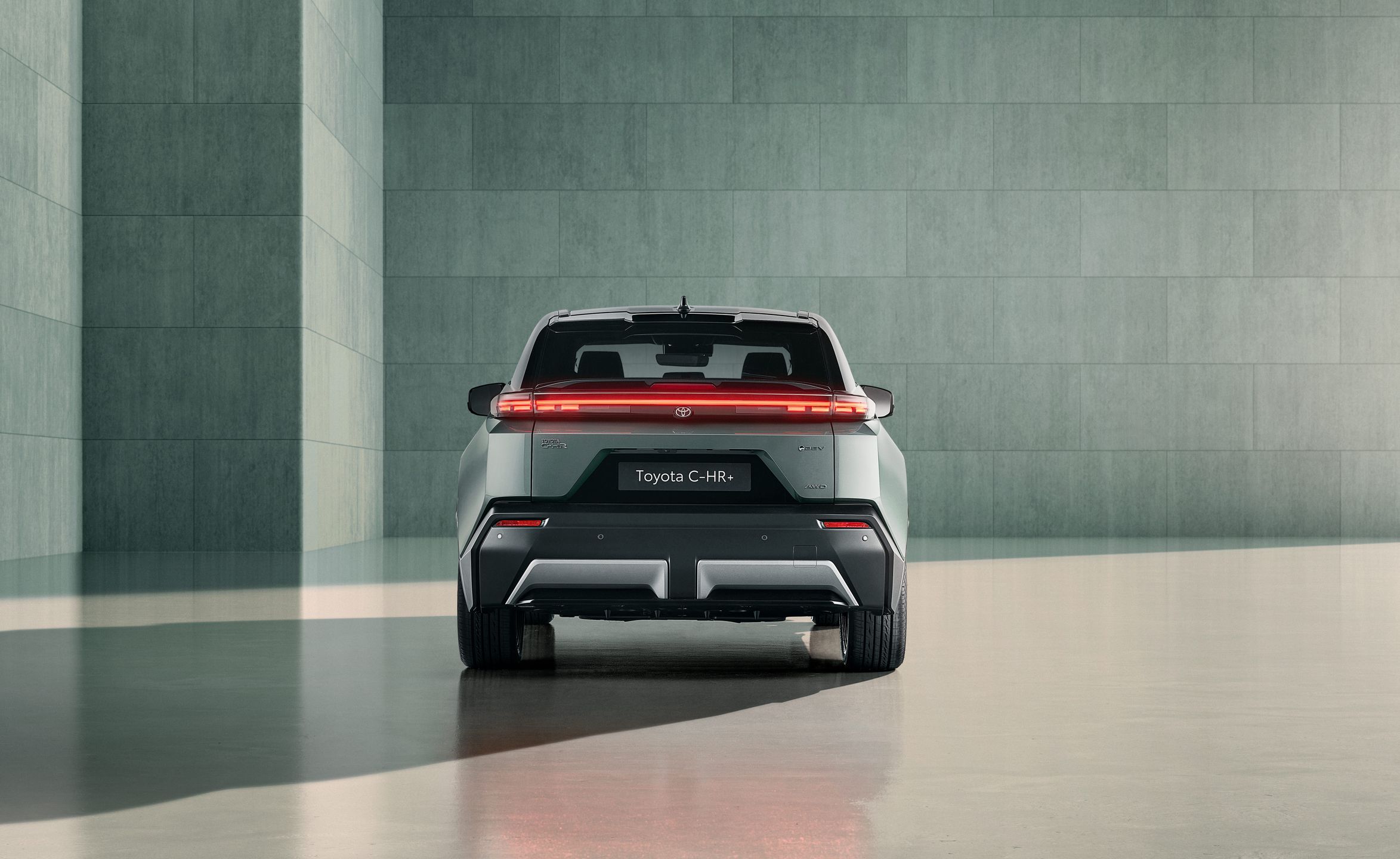 Toyota C-HR+